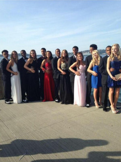 teensloveitblack:  A prom their daddies will never forget. 