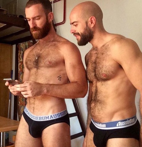I want aussiebums :(
