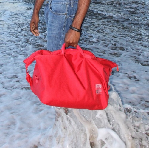 afro-arts:  Chris Cardi  www.chriscardi.com // IG: chris_cardi  ✨ Artisan of handmade bags, garments & other goods – made in DC! ✨  贉.03  CLICK HERE for more black owned businesses! 