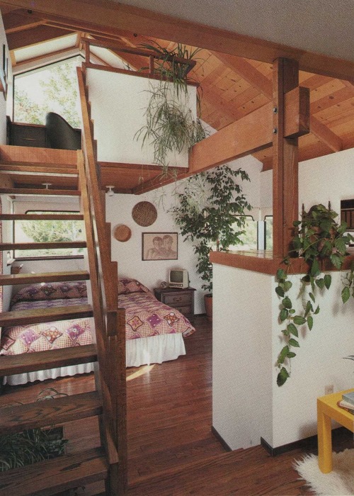 vintagehomecollection: Stuck with an attic you can’t stand up in? Don’t abandon it to co