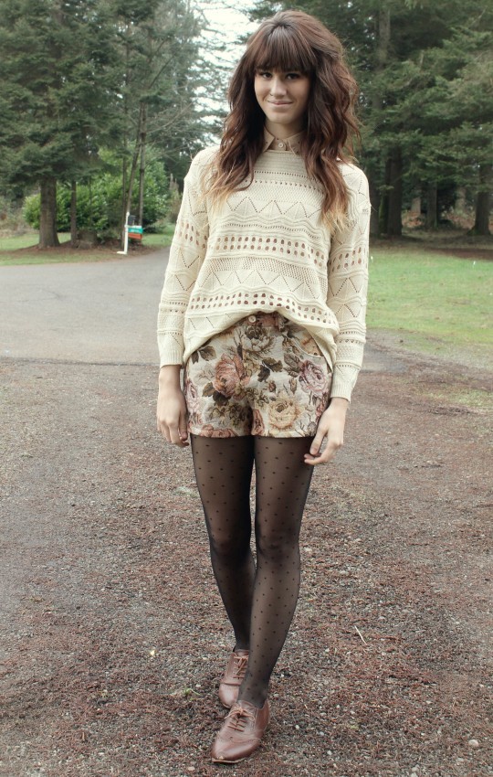 strumpfmode:  (via The Moptop: January Pastels) 