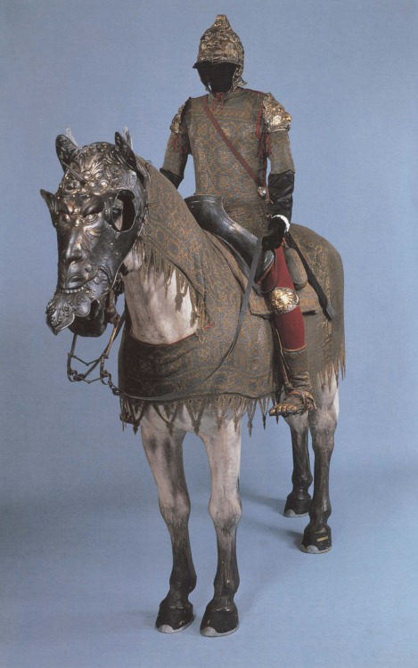 georgy-konstantinovich-zhukov: Matched armor for a man and horse, made for the Archduke of Tyrol in 