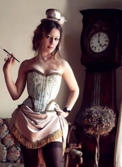 steampunk-girl:  Steampunk Girl  http://steampunk-girl.tumblr.com/