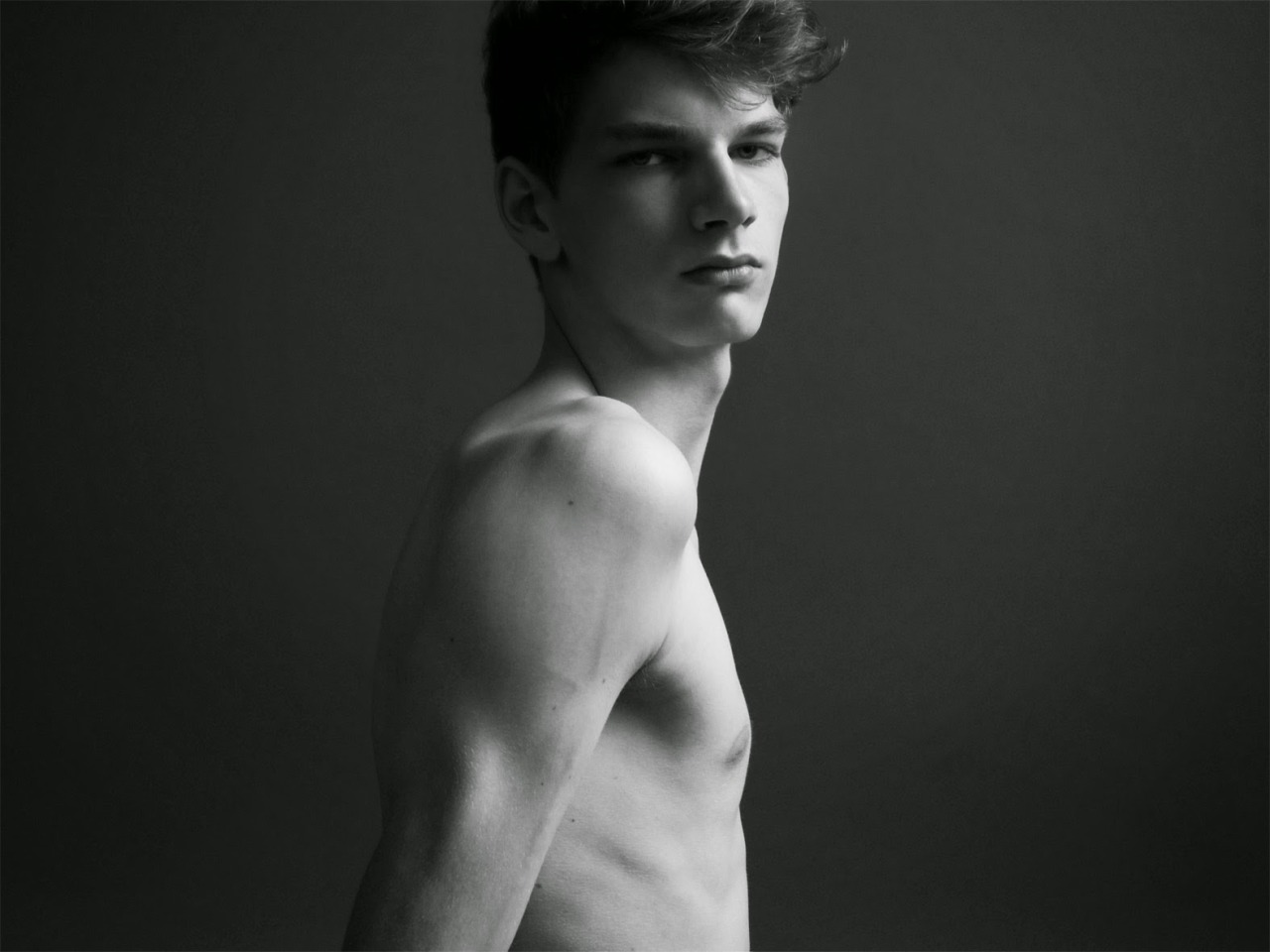 sean-clancy:  Erik van Gils by DidierAngelo 