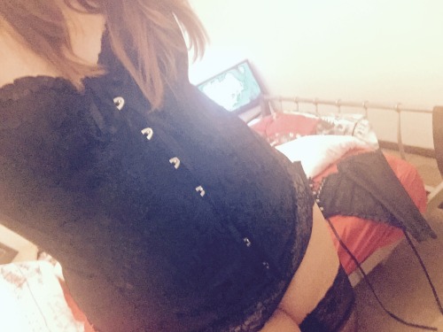 lady-lawtie:  Most comfortable thing I own…