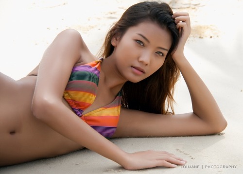 yellow-fever-asia:  Mable Soe - Set One