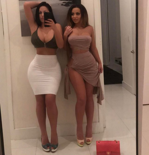 babes-in-tight-dress: Duet