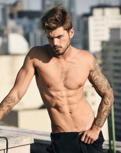 lesguys:Renato Nicoli by Hudson Rennan
