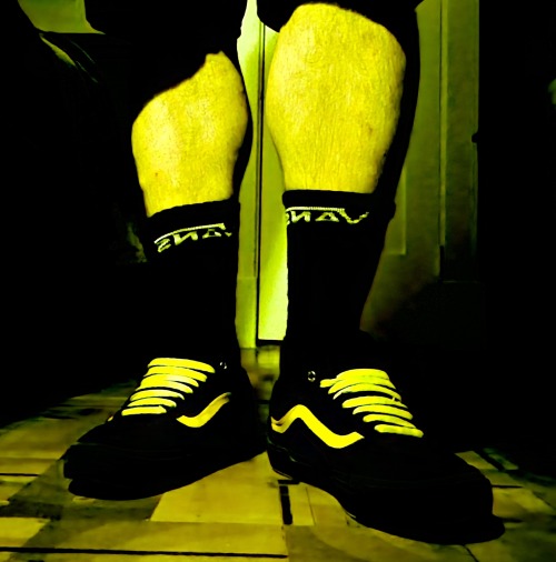 smellyfootboy:You smell that through my skate shoes? Well I’ve been running around all day and I’m pretty sure I grabbed a used pair of socks instead of my clean ones. It is so intoxicating isn’t it? Let me take em off and really let