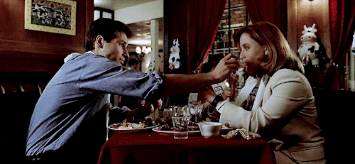 davidsduchovny:mulder &amp; scully + actual married couple (season 2)