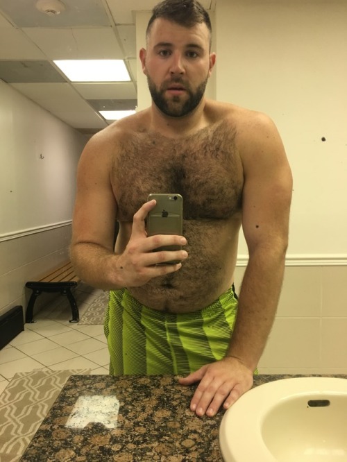 midwesthairmusclebear: front &amp; back