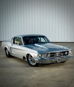 utwo:  1967 Ford Mustang Fastback 2000HP©