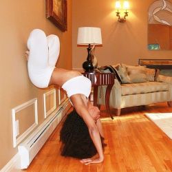 fitblackwomen:  Black women do yoga too!