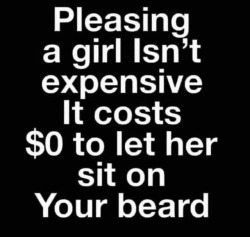 squishymetalprincess-deactivate:anicklebittome:ŨI love beards 😍🤤