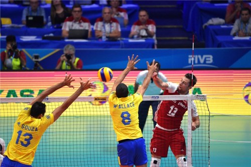 fisicol92: Poland wins again the VOLLEYBALL WORLD CHAMP, Brazil beaten 3-0 (28-26, 25-20, 25-23) Tea
