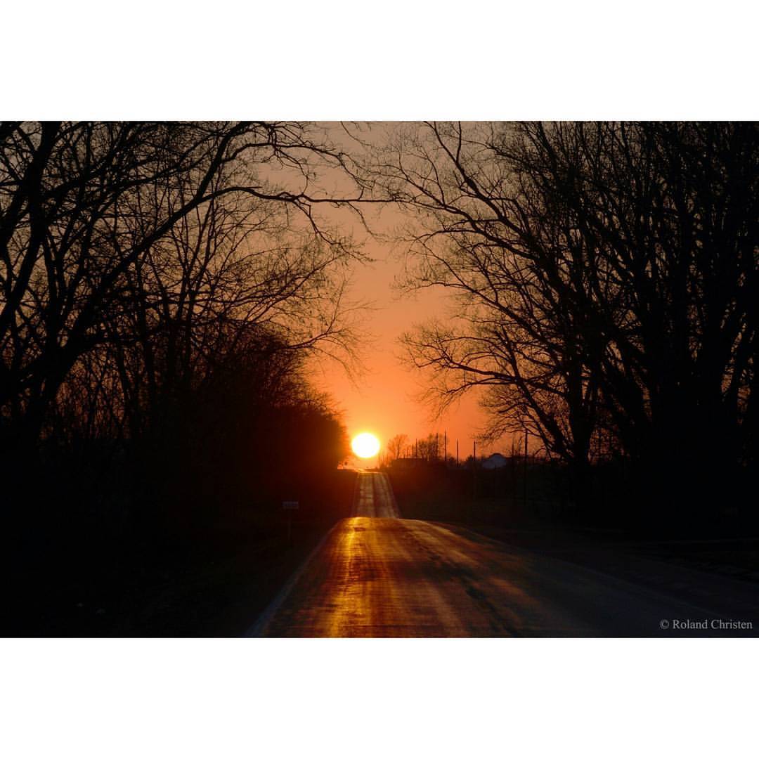 A Picturesque Equinox Sunset #nasa #apod #equinox #sunset #seasons #easttowest #spring