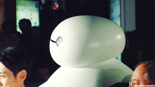 foxy-teh-pirate:  newvagabond:   Baymax at the Big Hero 6 premiere at the Tokyo International Film Festival (x)  I want to cry. He even blinks.  GOD BLESS JAPAN. 