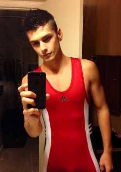 youthfuldominance:  kinkythingsilike:  I do love a singlet on the right body type.  I need to add this my play list. I’ve never played with a boy in a singlet.  