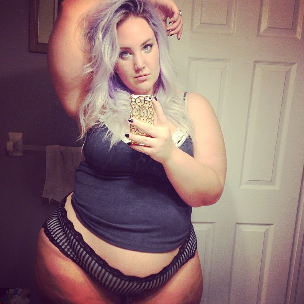 khaleesidelrey:  Hang it up. #effyourbeautystandards #honormycurves #plussize #theglitterthread