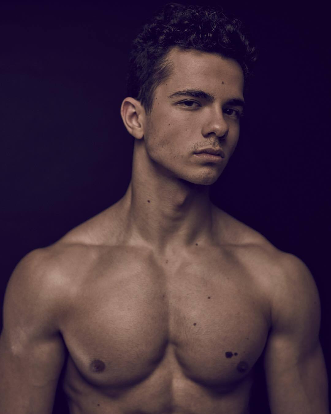 dannyboi2:  Bogdan Calinescu@its_dody_boyBy Daniel Jaems🧨 http://dannyboi2.tumblr.com/links