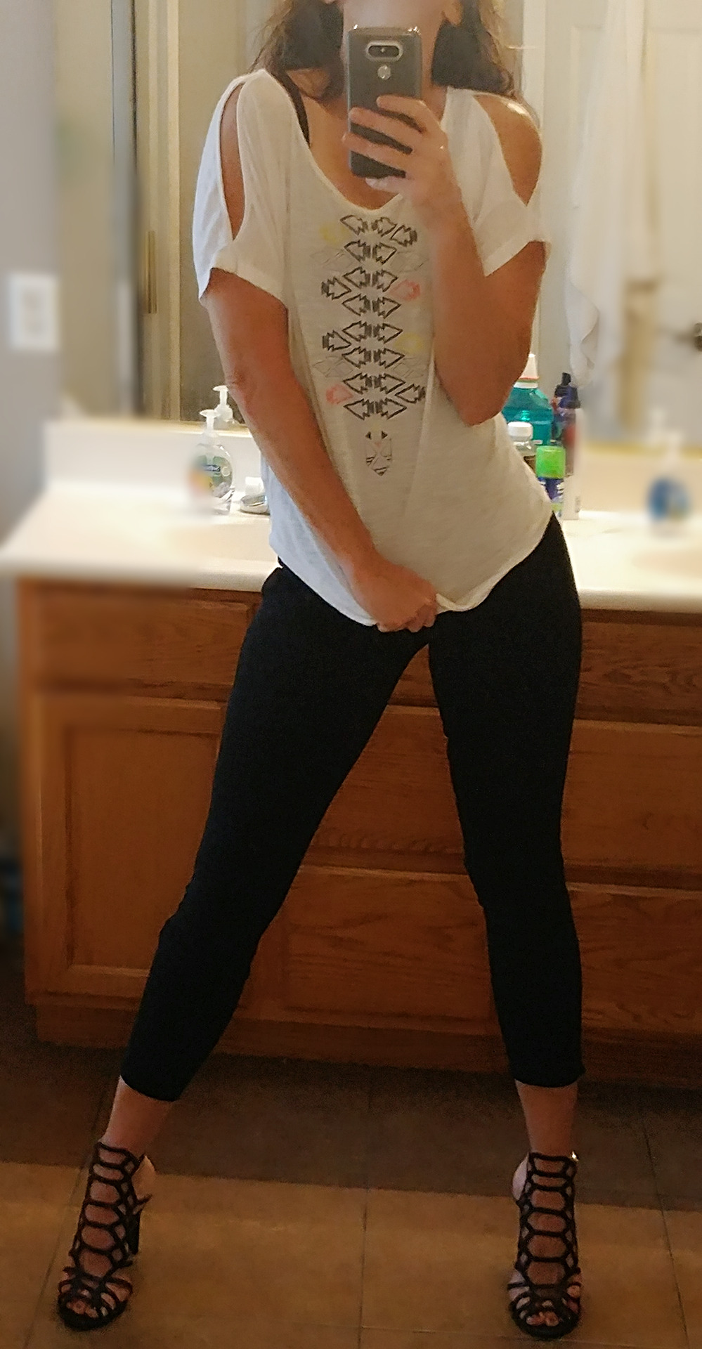 daddysmarriedgirl6:  Just a legging and heels kind of day👠💋