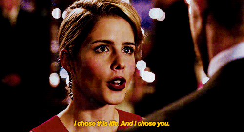 oliverfelicitygifs:Why did she choose me?