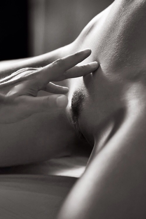 notyourmomstm6lr:  Filling your dash with greatness on a regular basis. http://notyourmomstm6lr.tumblr.com/