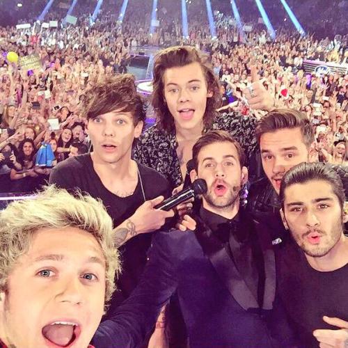 #1d#1direction#one direction#Harry Styles#Zayn Malik#Niall Horan#Liam Payne#Louis Tomplinson#selfie