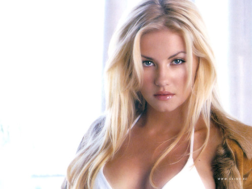 joersmokinsecrets: Elisha Ann Cuthbert