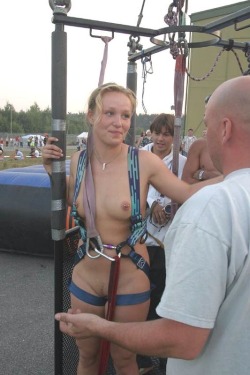 kinky-in-public:   Public Flashing Videos - Click Here