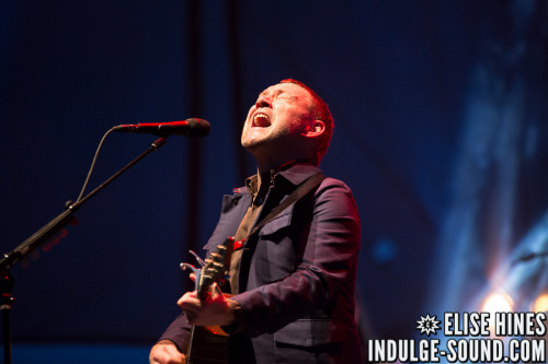 REVIEW: DAVID GRAY – RED HAT AMPHITHEATER, RALEIGH NC – 11TH AUGUST 2014. “David Gray (★★★★★) 