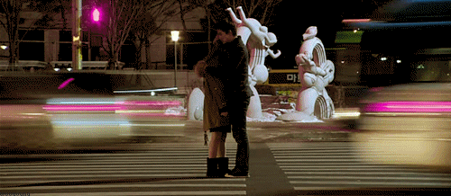 Hugging like the world around you doesn’t exist