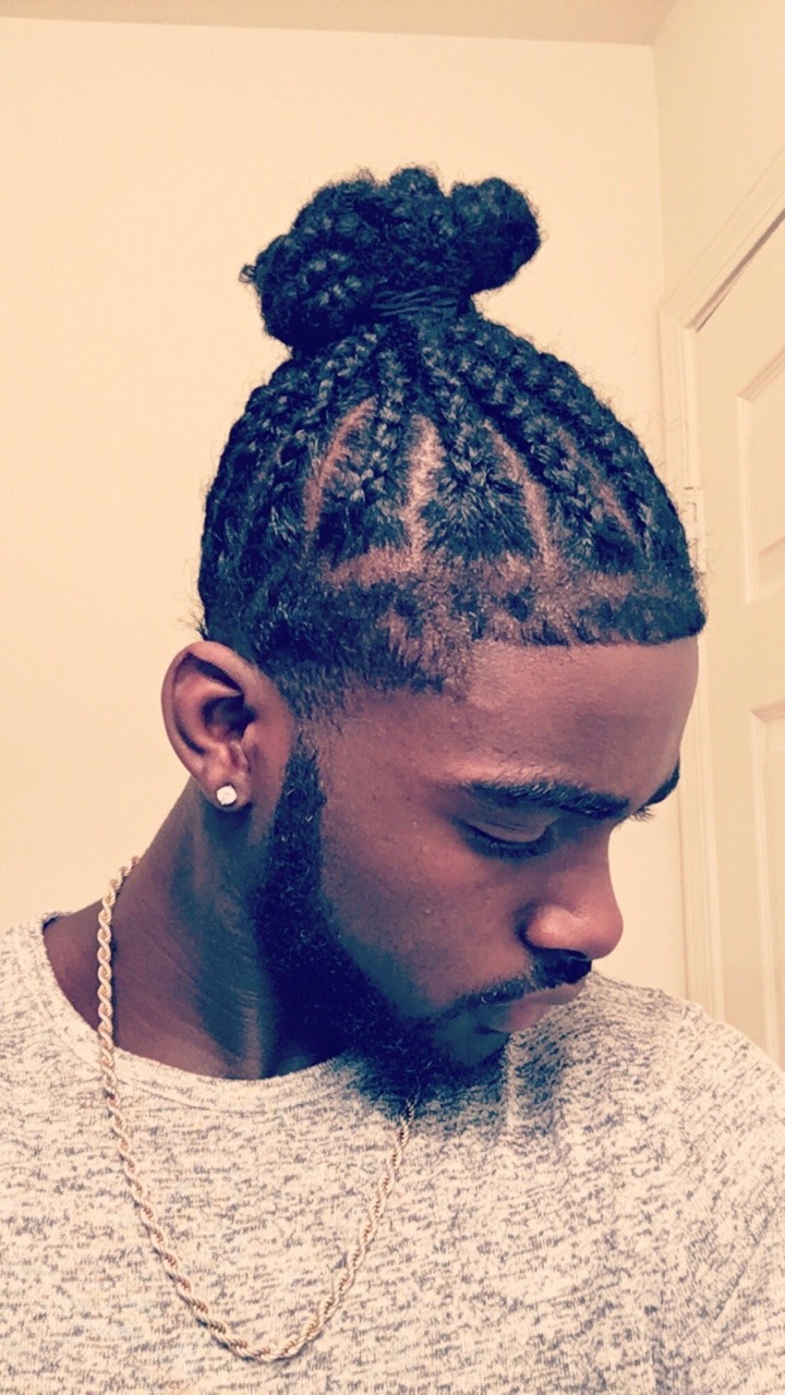 bornxaxqueen:  no-pessure: IG/Twitter| @AaronJOates  😍