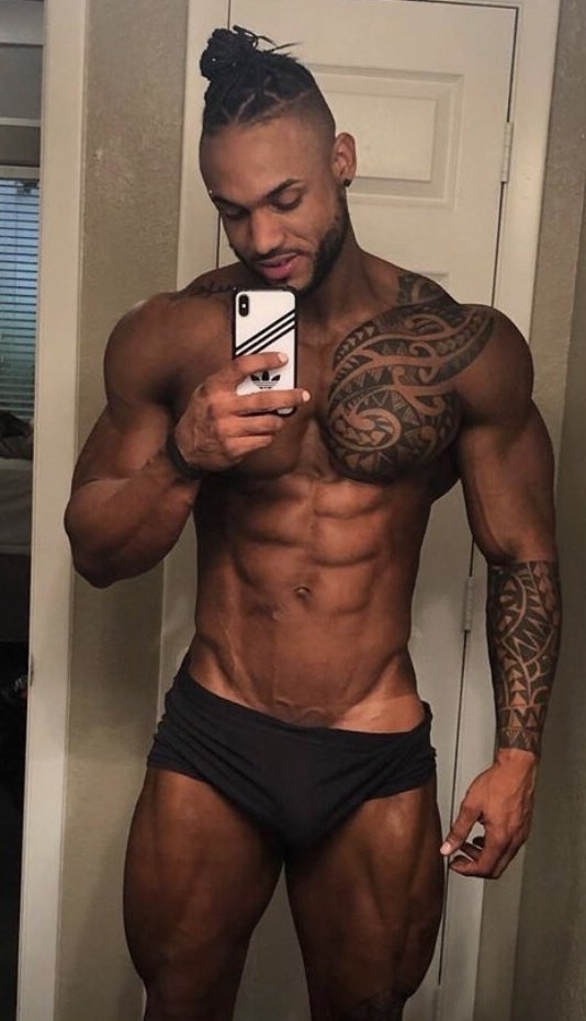 blkmusclelover: Mmm😍😍😍😍😍