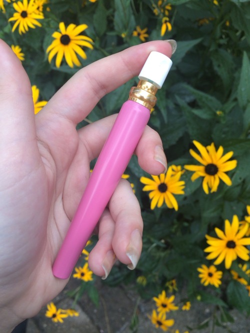 furything:pepper spray pens are back in stock by popular demand! comes in pink and black. please rea