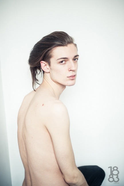 rocklikebach:  saturdaysundae:  niall underwood for 1883 magazine  kyss mig