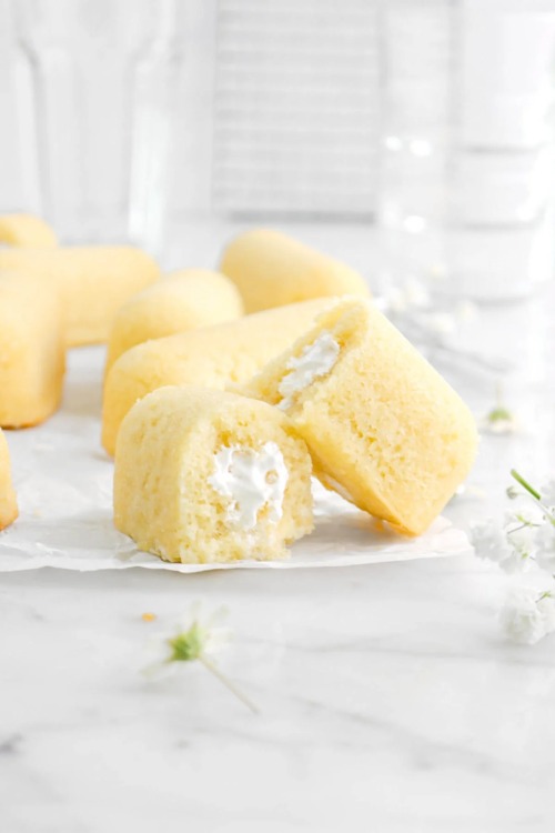 fullcravings:  Homemade Twinkies