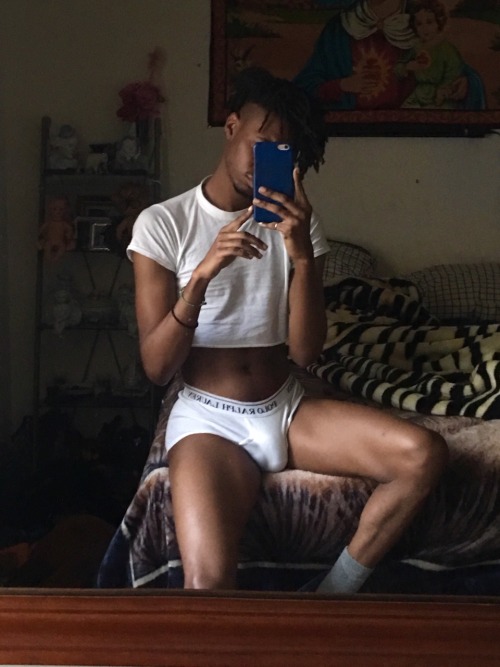 ruschawnfoto:ruschawnfoto: Waking up on Wednesday @malesincroptops