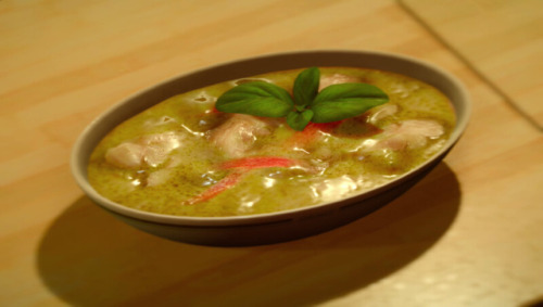 FINAL FANTASY XV GREEN CURRY SOUP“ Strength +160, HP +800, Fire Resistance +70″As usual,