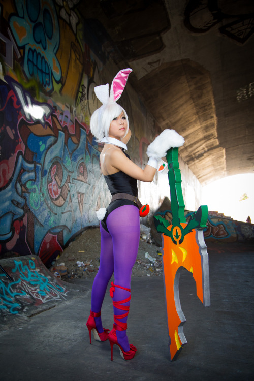 miyuki-cosplay:  Battle Bunny Riven cosplay by Miyuki Cosplay Photography by Wilson Lau Find me at Anime Revolution 2014! 