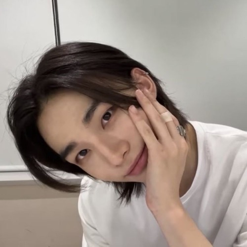 I Just Realised That I Havent Sent You An Ask??? SO I NEED TO DO SMTH ABOUT IT