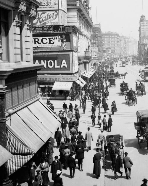 DID YOU KNOW Herald Square and Times Square are named after the Herald and Times newspapers that loc