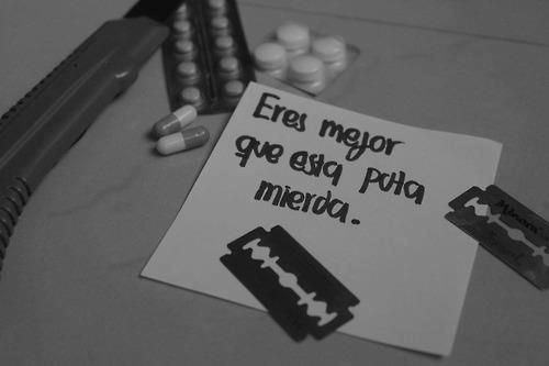 elsentimientodemisletras:  Si que lo eres(: