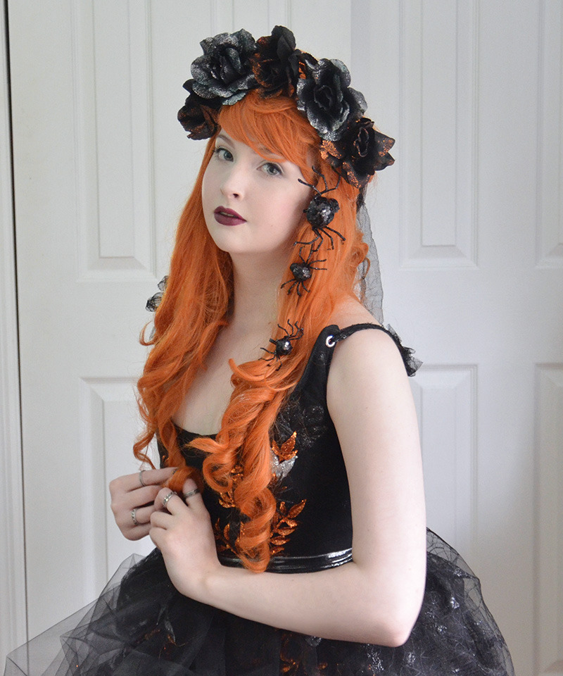 doxiequeen1:  Some finished photos of my glittery gothic dress! I’m quite pleased