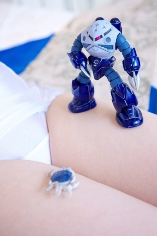 gillykun-gundam:  Ok, this is the last time I post something loli… for some time.