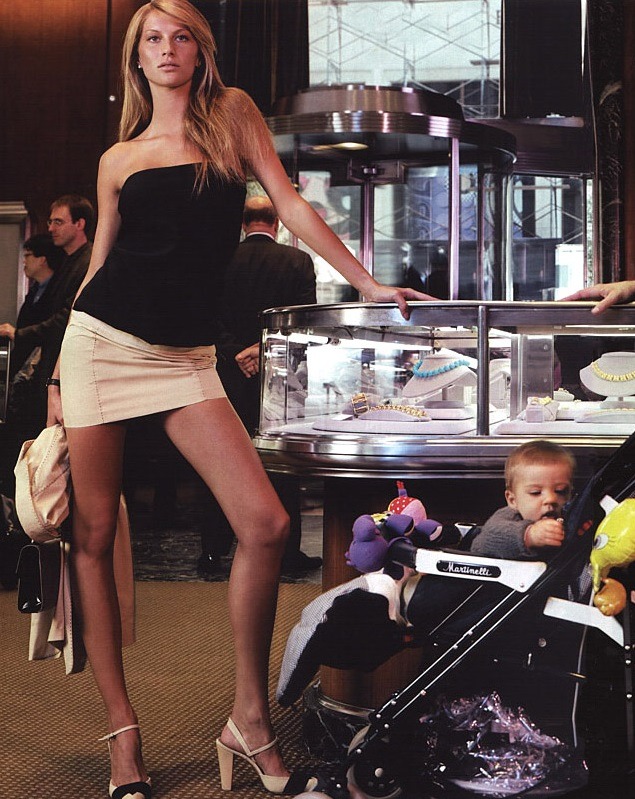 lelaid:  Gisele Bundchen by Steven Klein for Vogue, January 2001 