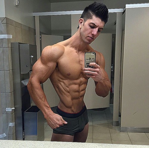 bladeyamagishi:  Jonny Bernstein 