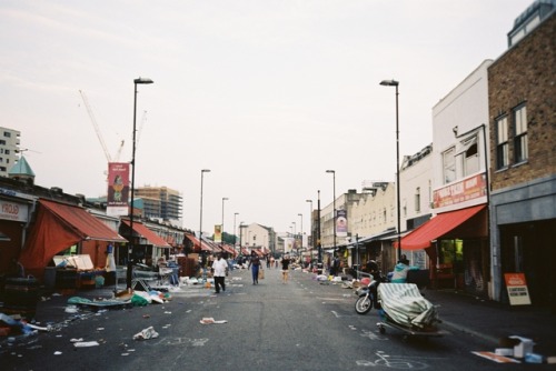 Ridley Road Market, London. 2016photo @hermespittakos