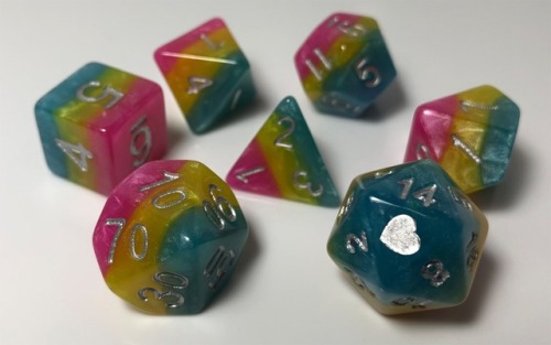 space-gabe:battlecrazed-axe-mage:We officially have a date! HeartBeat Dice’s pride dice kickstarter 