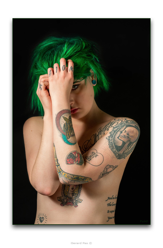 gerardpas:  Alannah Gibson -  archiekamikaze      dithyrambic